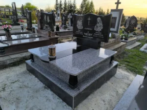 Подвійний пам’ятник №1