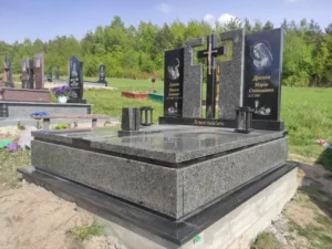 Європейський подвійний пам’ятник №1