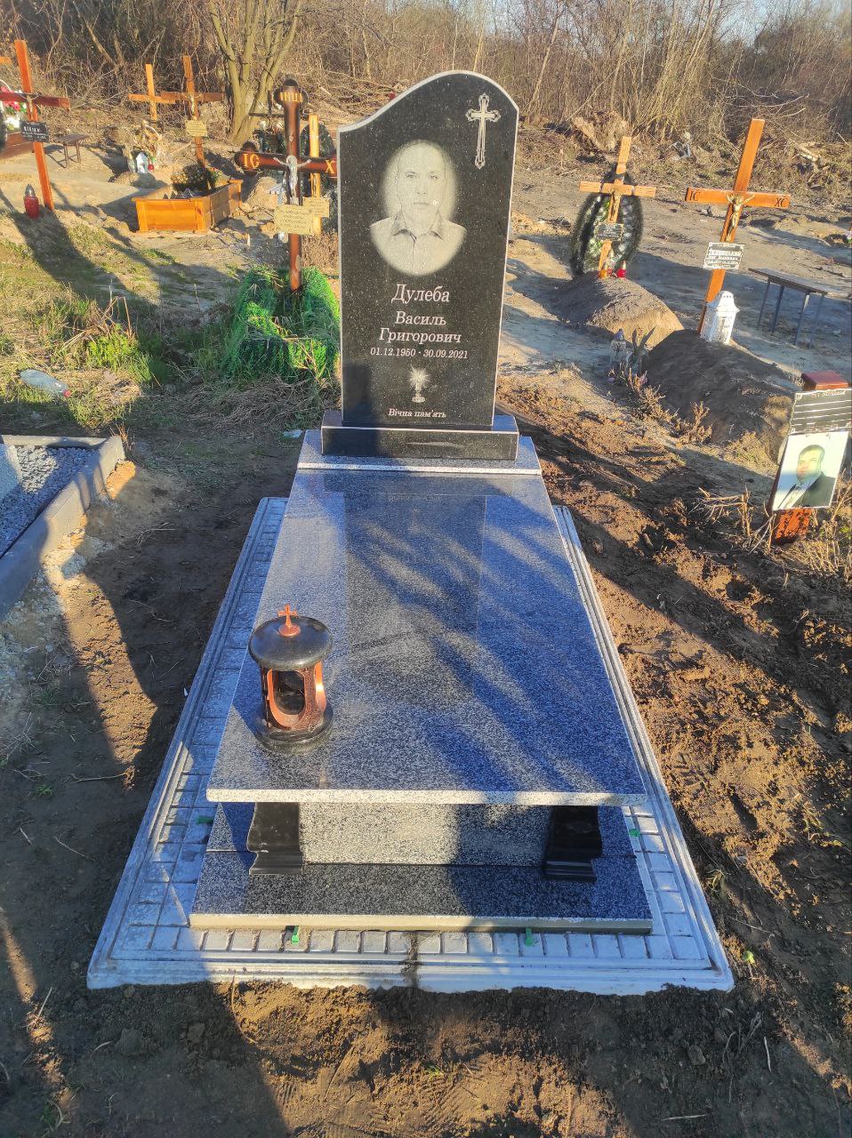 Одинарний пам’ятник №22